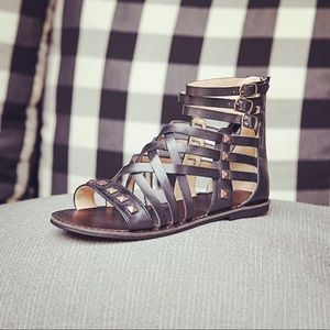 NIB Woven Studded Gladiator Caged Chic Sandals